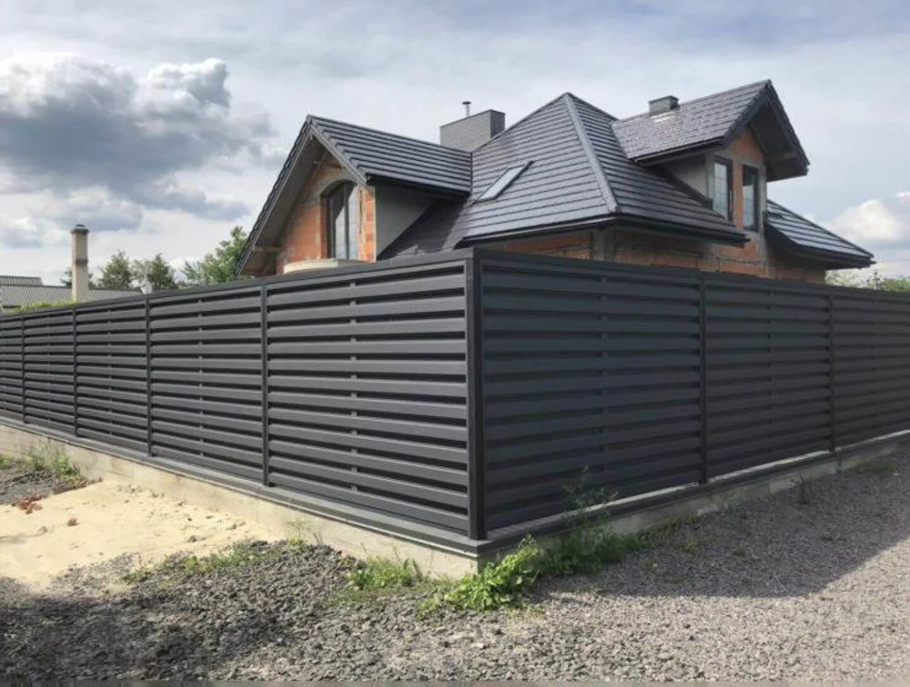 "ПЕРВАЯ ЗАБОРНАЯ КОМПАНИЯ"
Строим Заборы